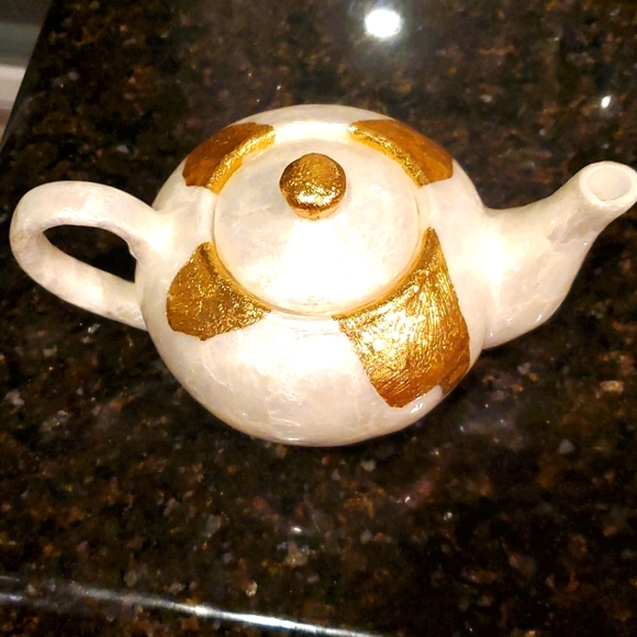 Anthropologie Ursula capiz Teapot